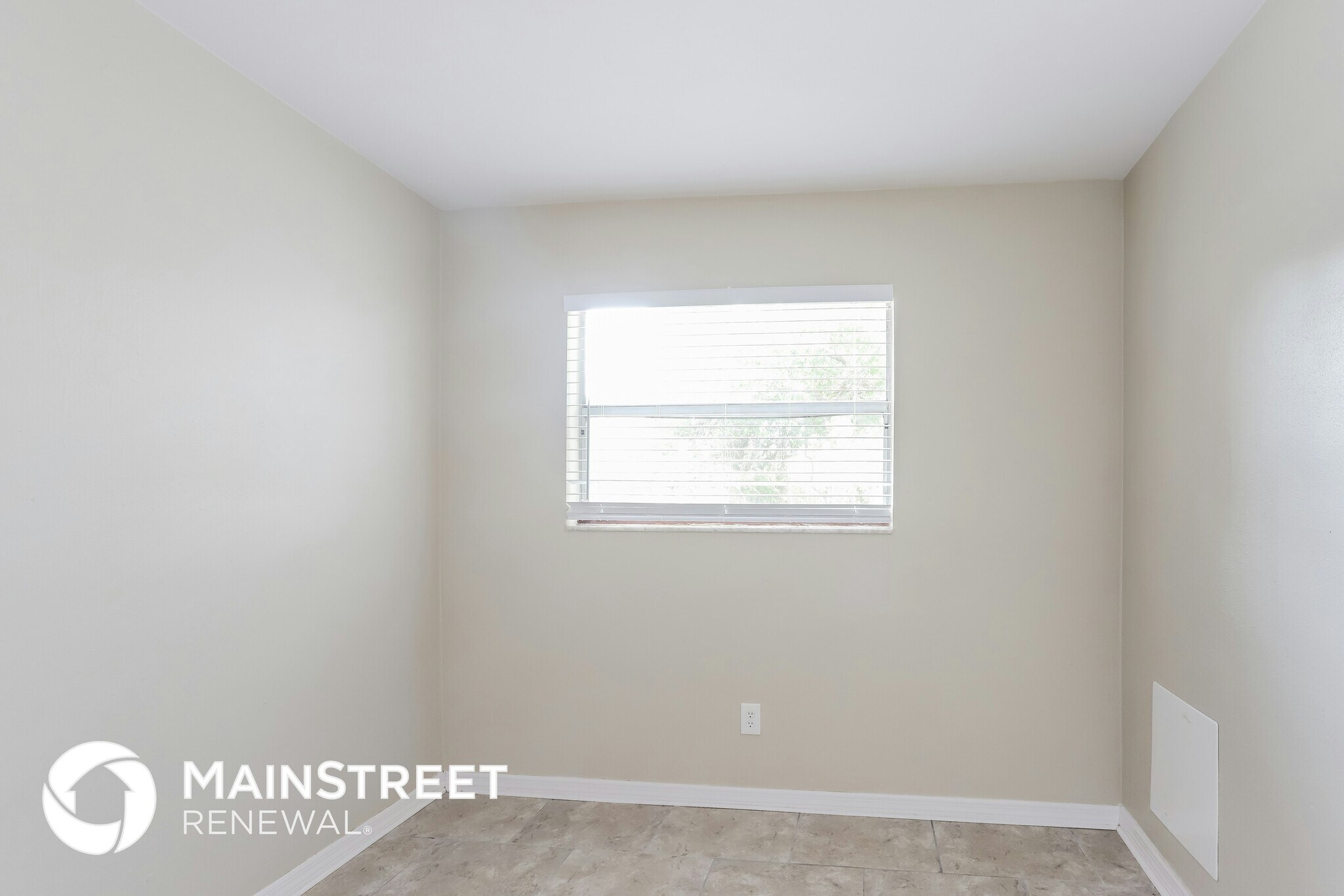Building Photo - 2243 Trelaine Dr