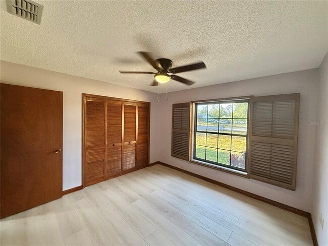 Building Photo - 2503 Woodhaven Ct