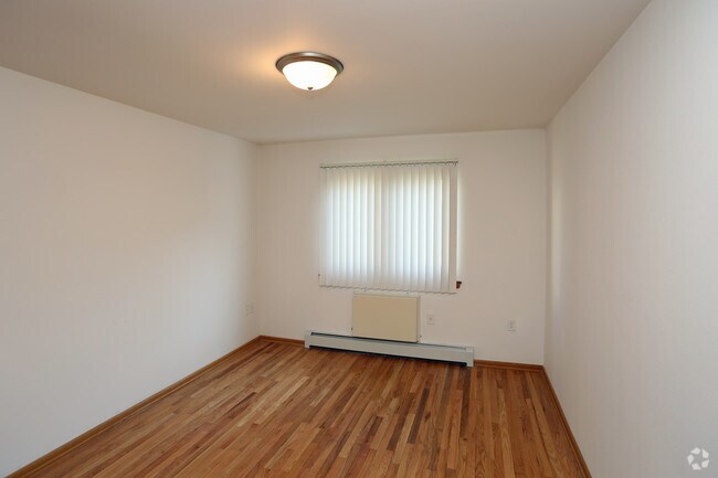 Bedroom - Imperial Apartments