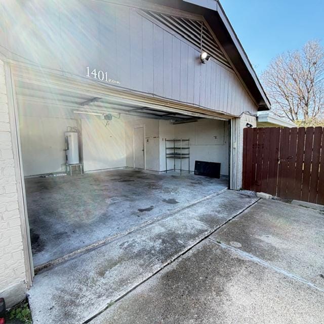 Building Photo - 1401 Panola Dr