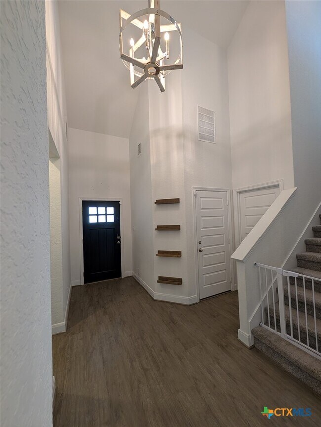 Building Photo - 2935 Aller