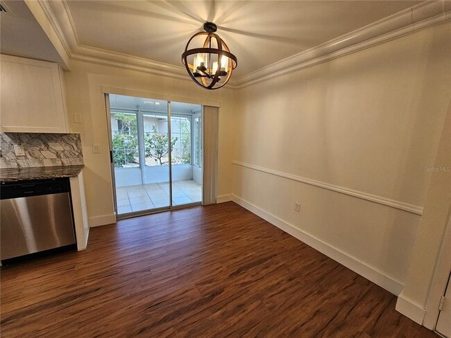 Building Photo - 659 N Jefferson Ave