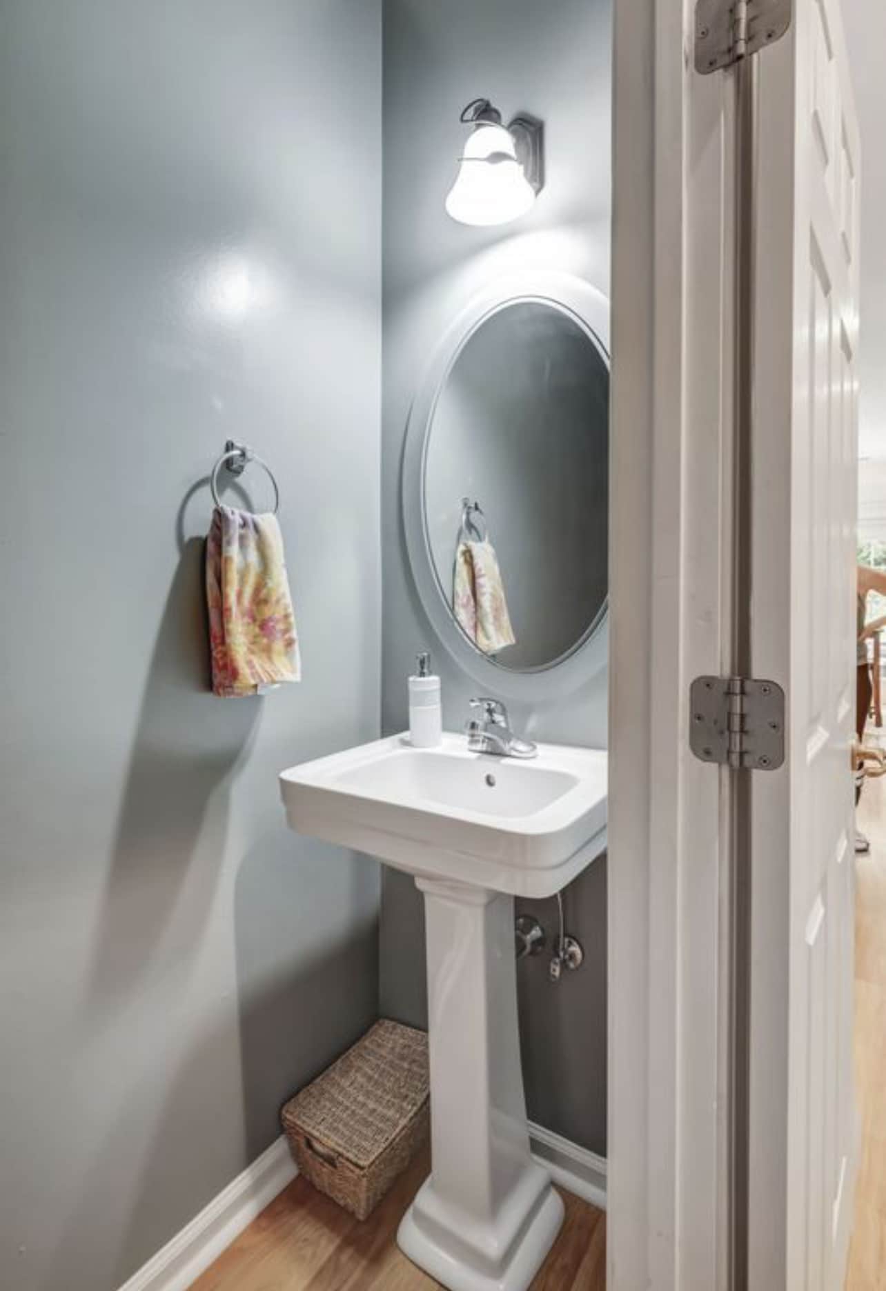 Building Photo - 6925 Sunnywood Dr