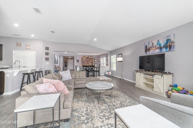 Building Photo - 14575 Needham Dr