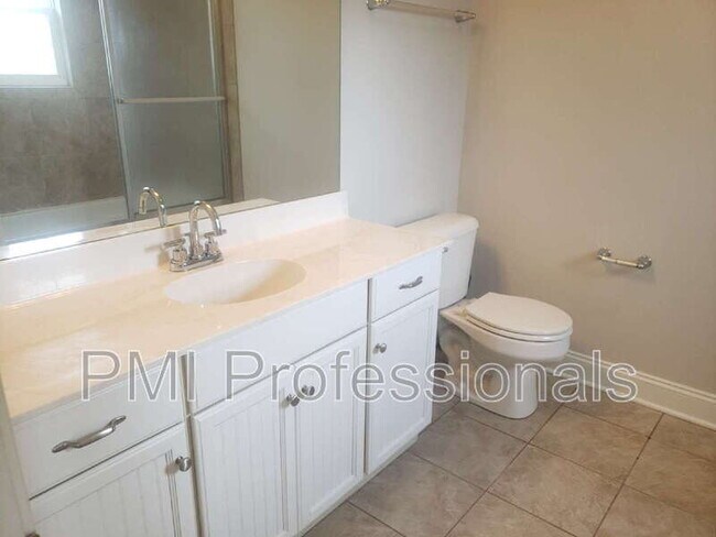 Building Photo - 1205 Cascade Falls Dr