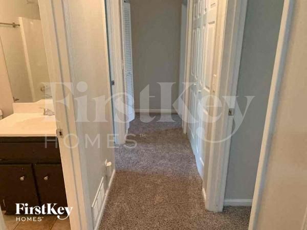 Building Photo - 2309 Westland Ml