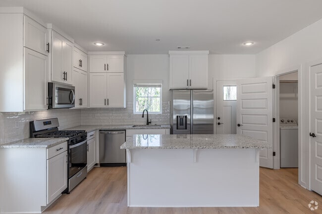 3BR, 2.5BA - 1,600 SF - Kitchen - Garland Luxury Living