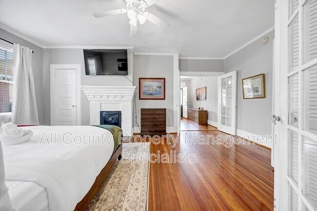 Building Photo - 1037 Kinard Ct