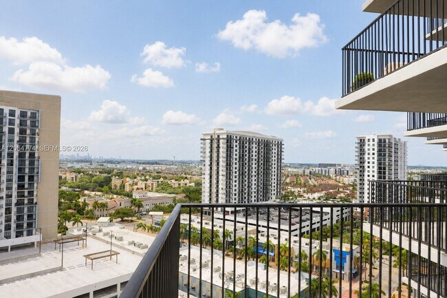 Building Photo - 5300 Paseo Blvd