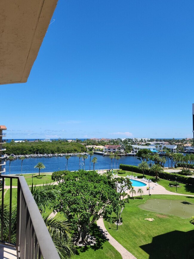 Building Photo - 899 Jeffery St