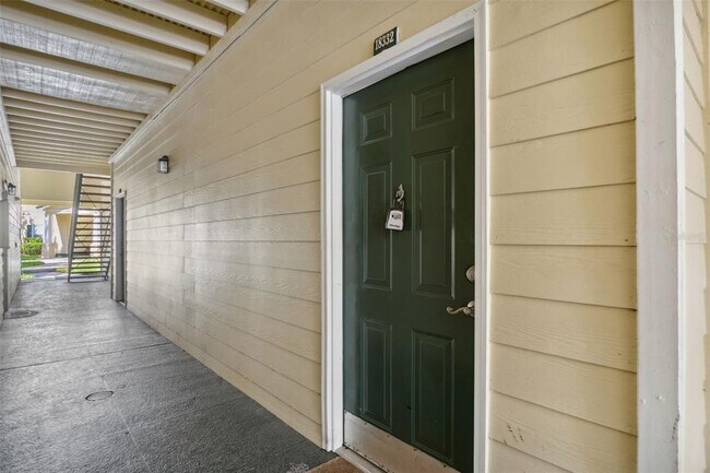 Building Photo - 18332 Bridle Club Dr