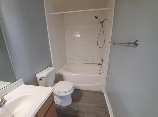 Building Photo - 14927 Diamond Way