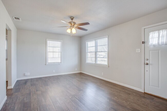 Building Photo - Updated Two Bedroom With Modern Flair!