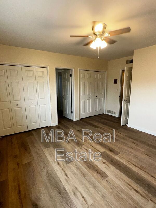 Building Photo - 660 W Erie St