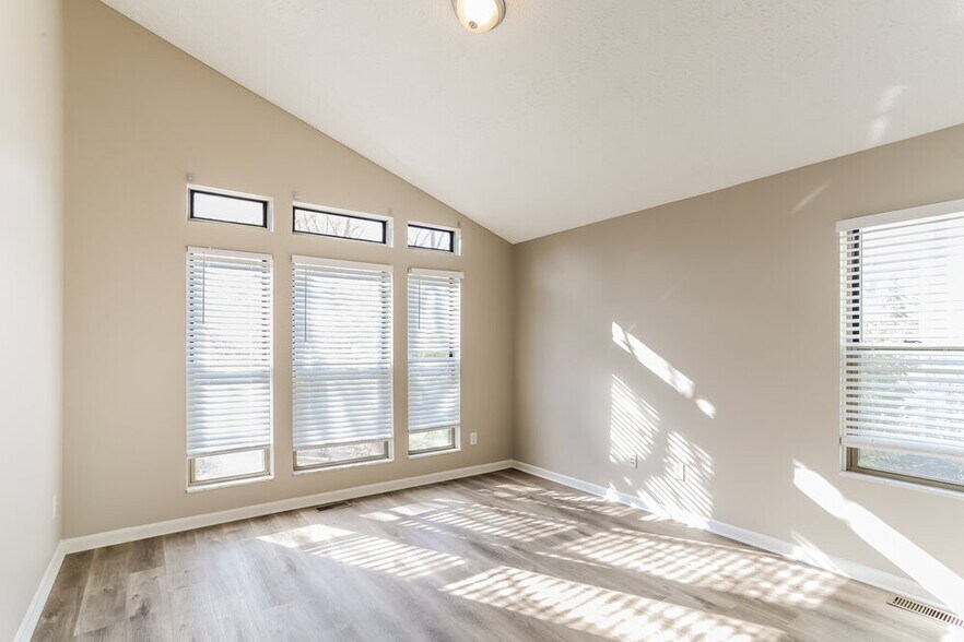 Building Photo - 5815 Castleknock Rd