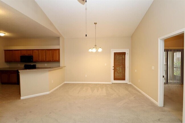 Building Photo - 104 Laurel Wood Way