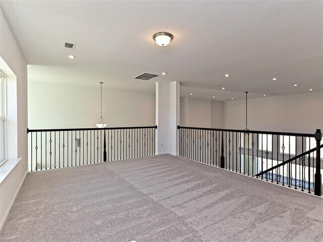 Building Photo - 270 Prairie Clover Dr