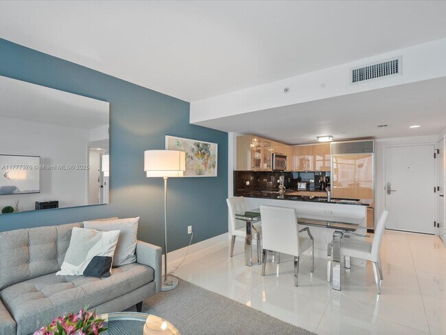 Building Photo - 6801 Collins Ave