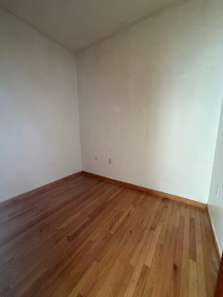 Building Photo - 721 Wharton St