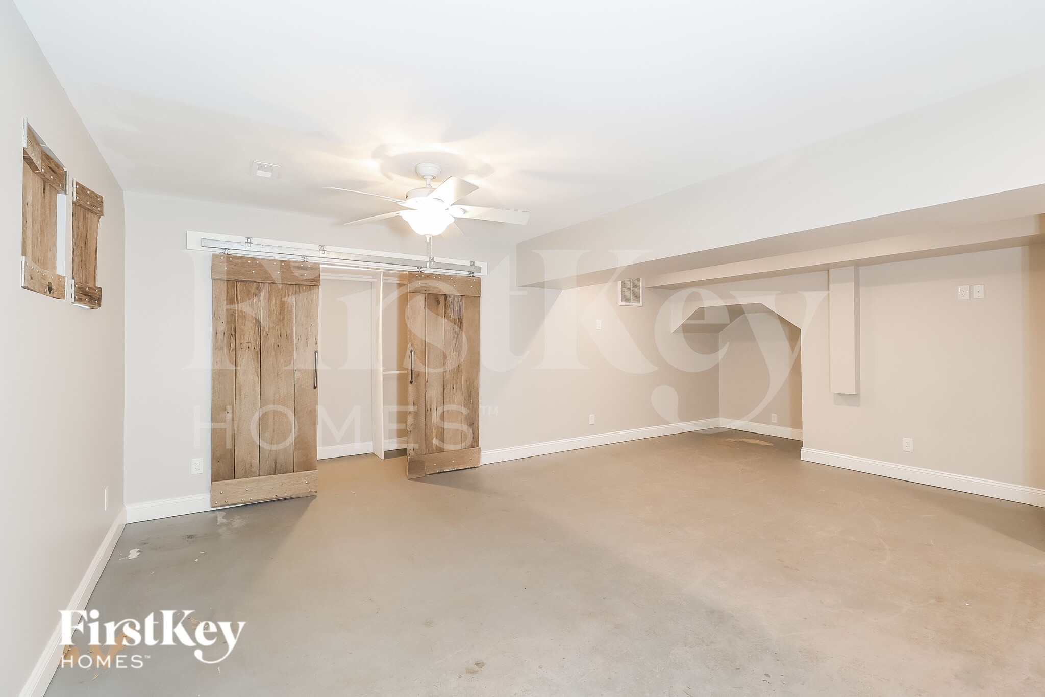 Building Photo - 7815 Pinetuck Ln