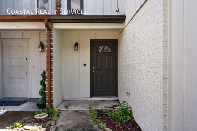 Building Photo - 112 Opp Blvd NE