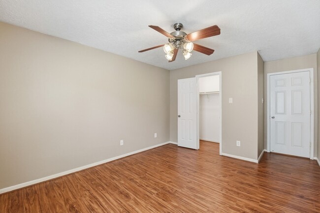 Building Photo - 13902 Oneida Ct