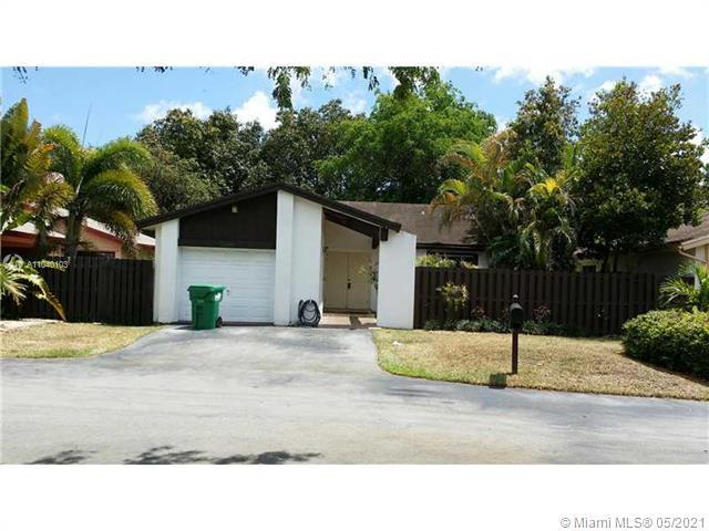 Primary Photo - 13449 SW 108th Street Cir S