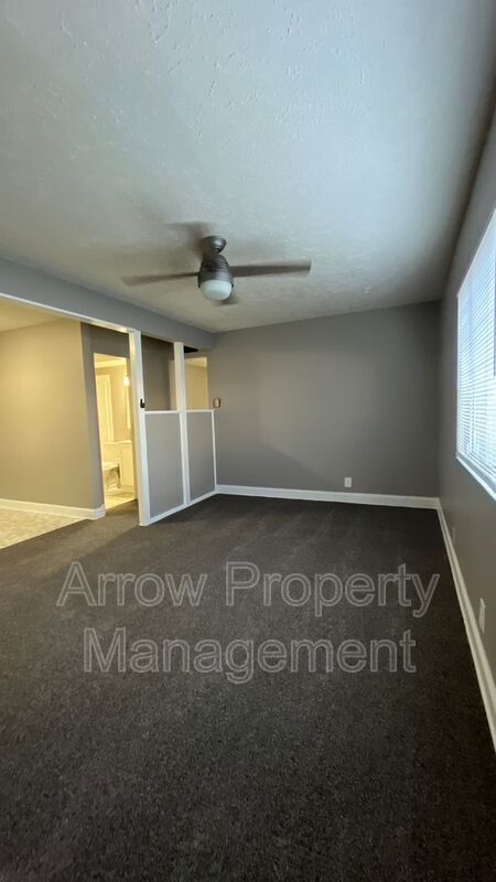 Building Photo - 1215 E Street-8