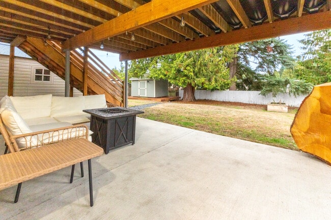 Building Photo - 18917 66th Pl W