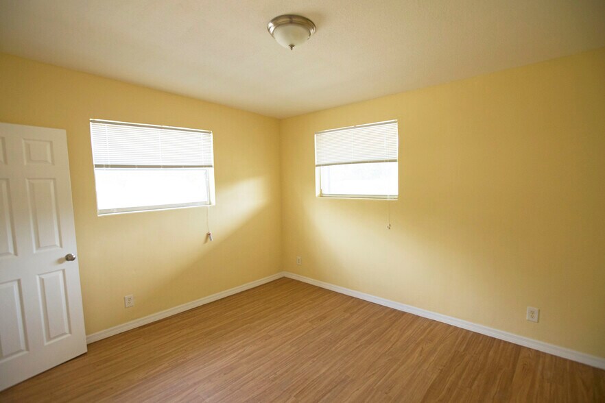 Building Photo - 1361 Bridier st