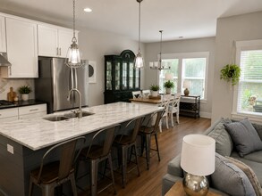 Building Photo - 2367E