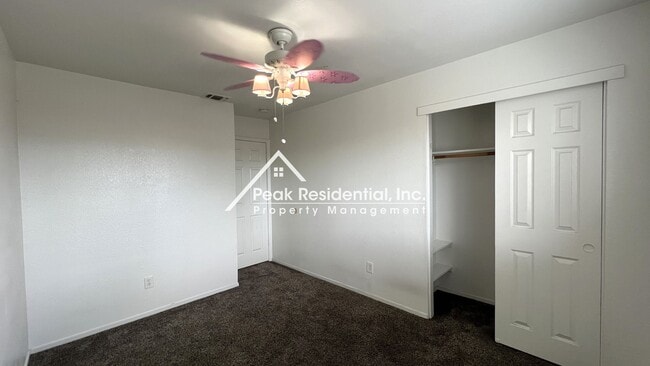 Building Photo - 8274 Golden Park Ct