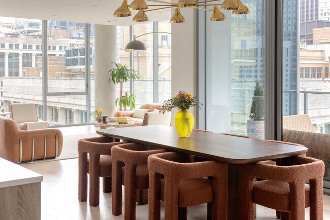 Building Photo - 60 E Randolph St