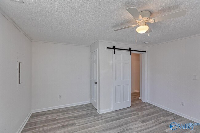 Building Photo - 2910 2nd Ave NW