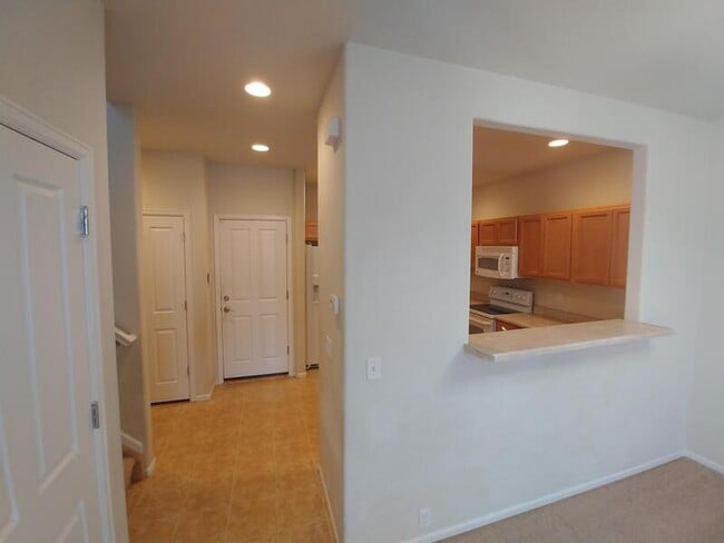 Building Photo - 8170 Elk River View