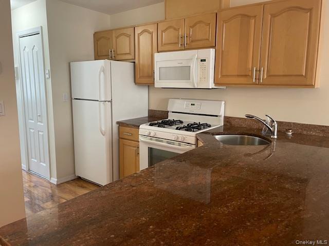 Building Photo - 19 Kentucky St