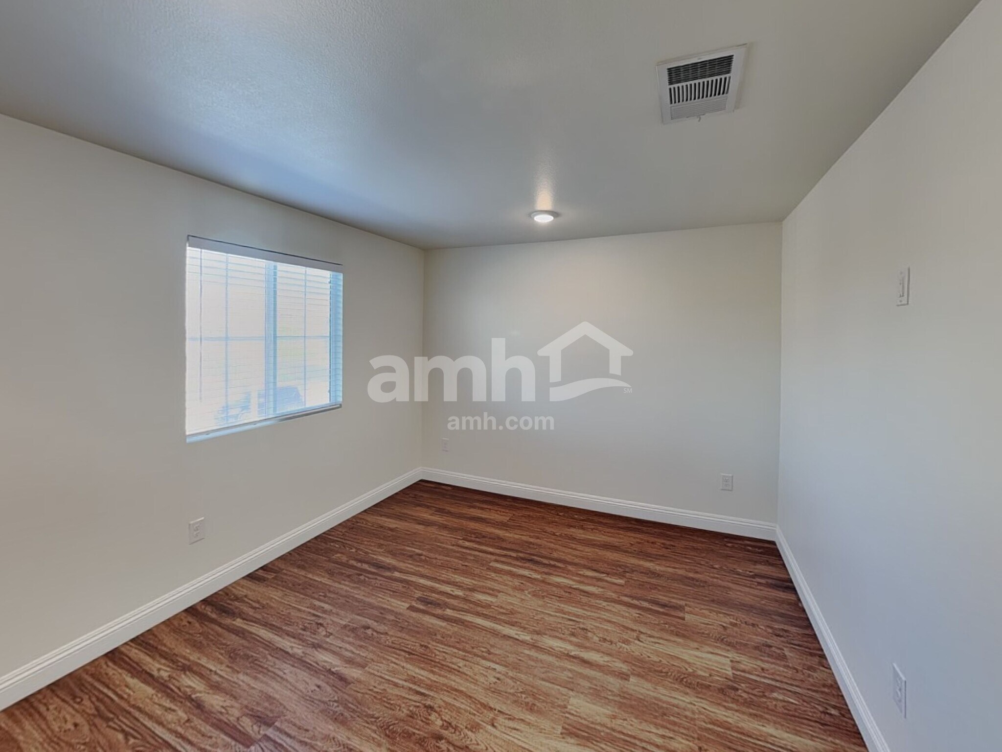 Building Photo - 5624 Blue Wonder St