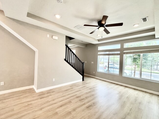 Building Photo - 153 E Brushy Canyon St