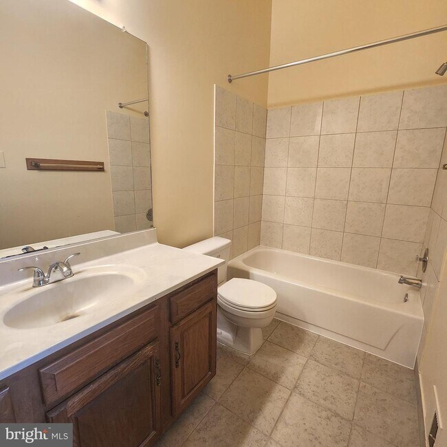 Building Photo - 6054 Rockton Ct