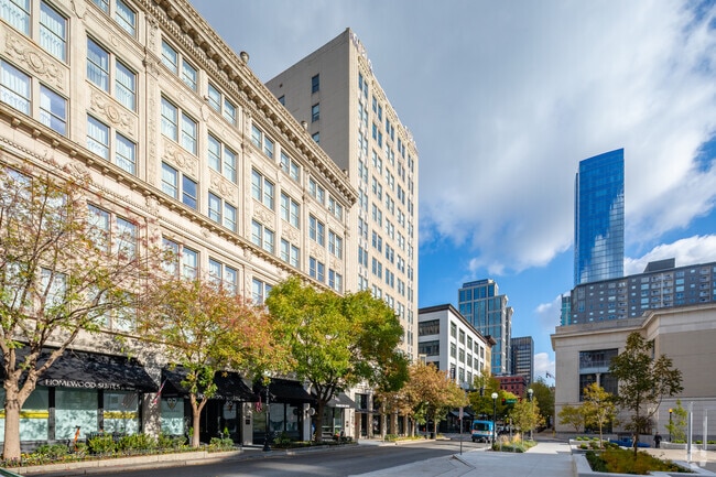 Building Photo - Bennie Dillon