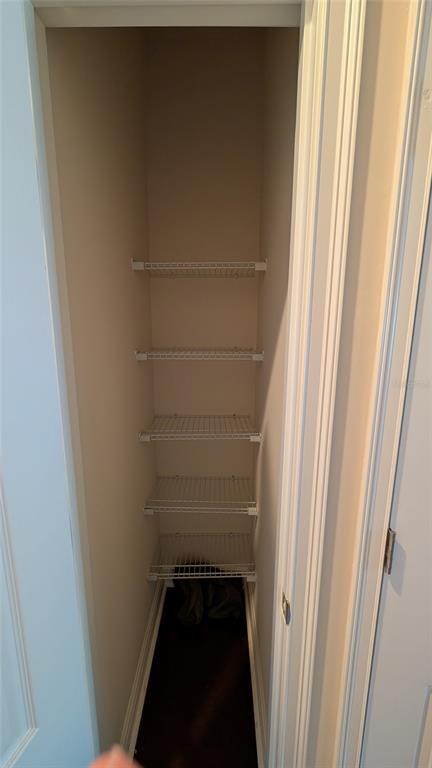 Building Photo - 584 Scotia Pl