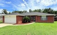 Building Photo - Beautiful 3/2 With Flex Room - Pace