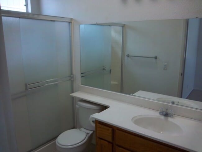 Building Photo - 3bd/2ba home for rent in Sacramento!