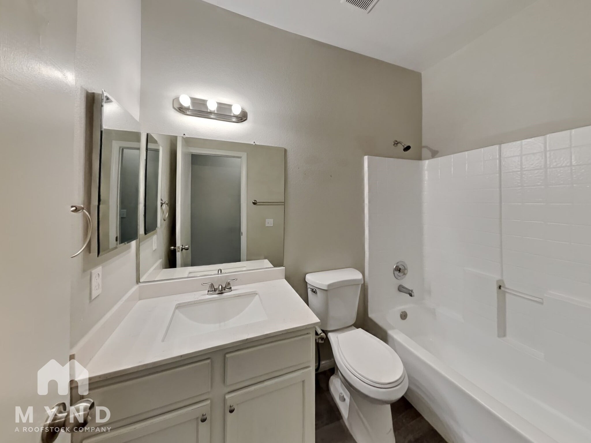 Building Photo - 1419 Old Cobble Dr