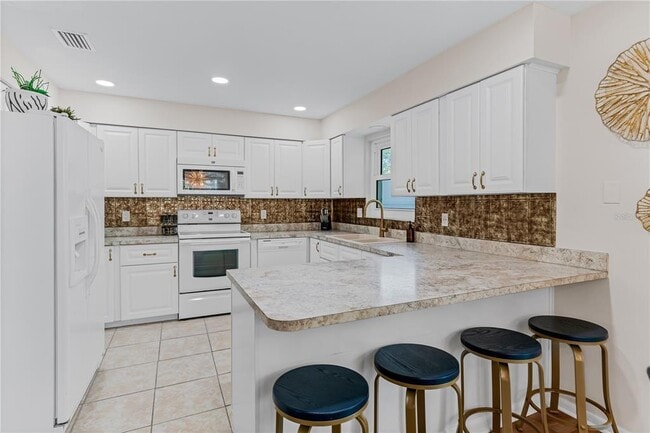 Building Photo - 115 Canal Ave S