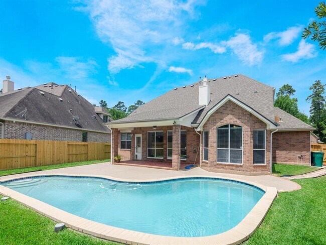Primary Photo - 66 Frontera Cir