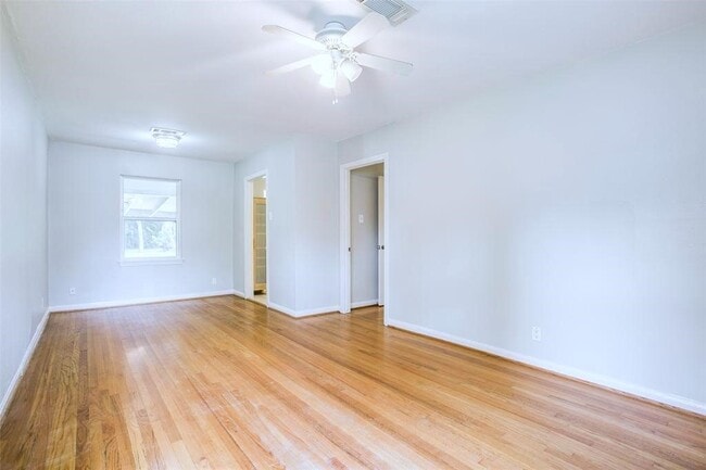 Building Photo - 8206 Montridge Dr