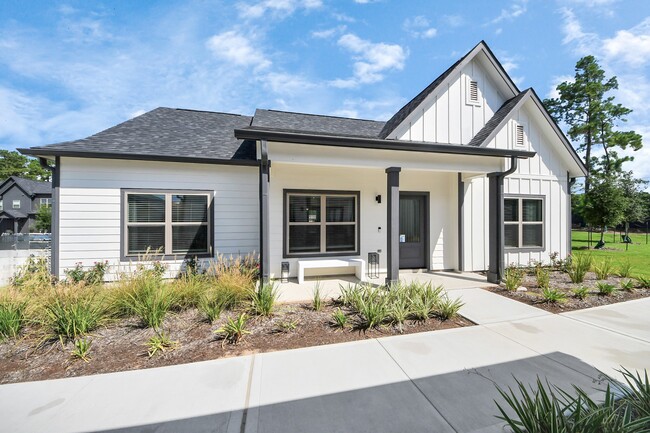 Building Photo - 7711 Longmire Rd