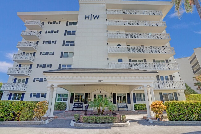 Building Photo - 1169 Hillsboro Mile