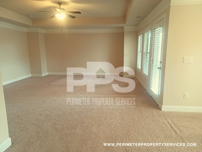 Building Photo - Dream house!! Come see it today!!